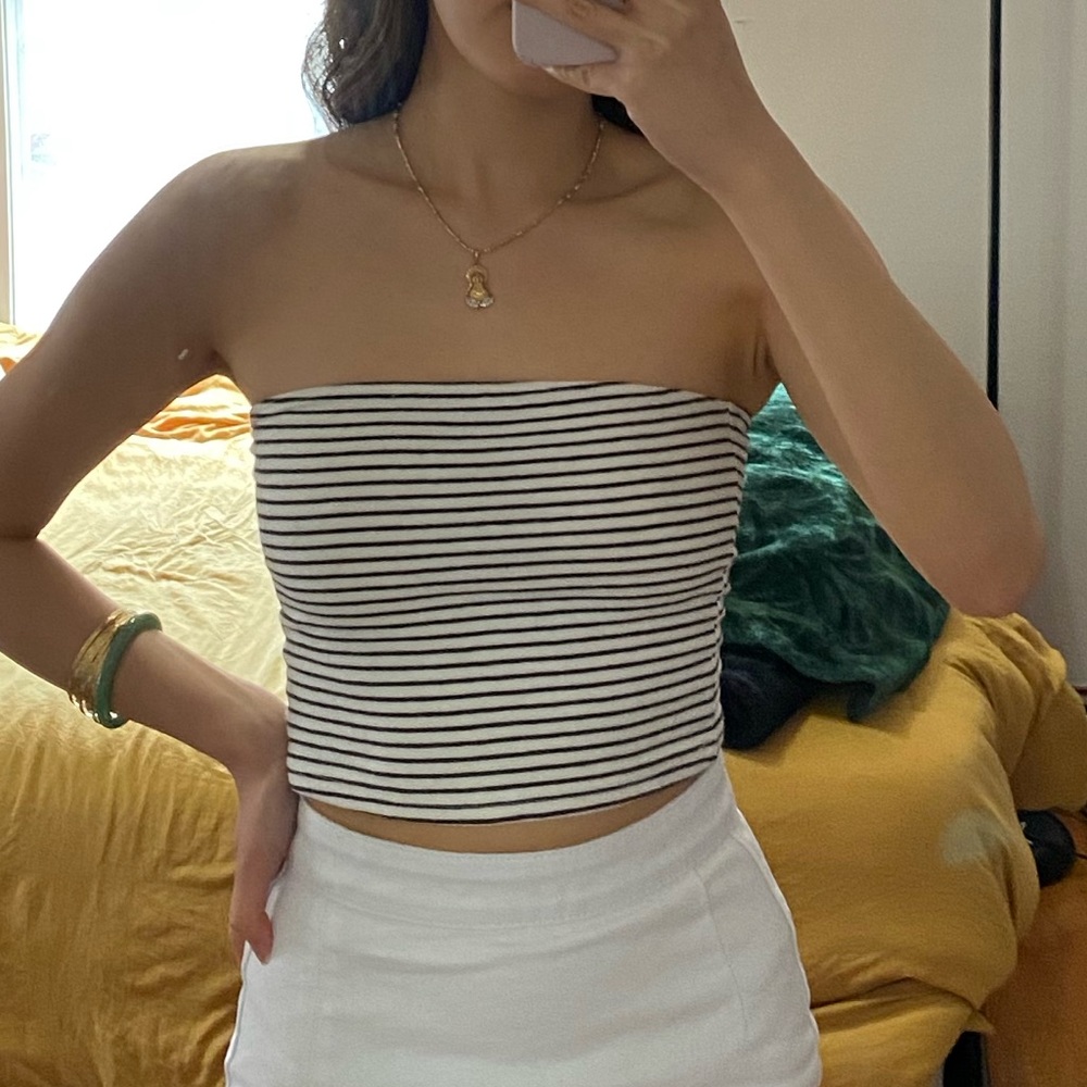Hollister crop top